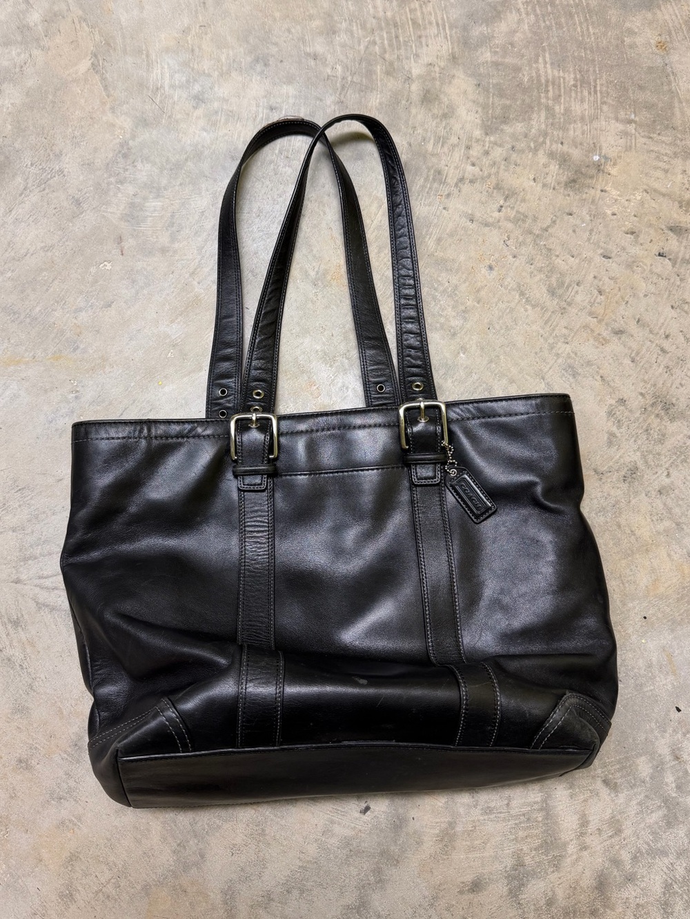 Vintage black smooth leather coach Hampton tote shoulder bag